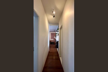 Apartamento à venda com 89m², 2 quartos e sem vagaCorredor