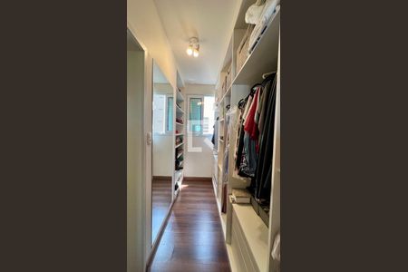 Apartamento à venda com 89m², 2 quartos e sem vagaCloset da suíte