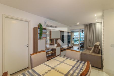 Sala de apartamento à venda com 2 quartos, 73m² em Recreio dos Bandeirantes, Rio de Janeiro
