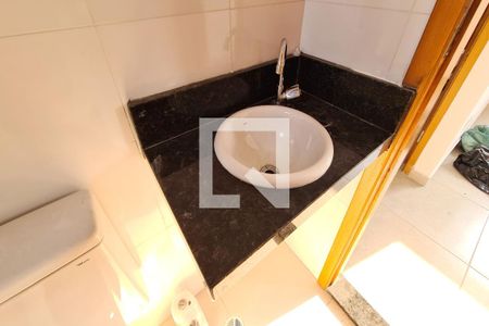 Apartamento para alugar com 45m², 2 quartos e sem vagaBanheiro