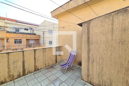 Casa à venda com 100m², 2 quartos e 2 vagasQuintal