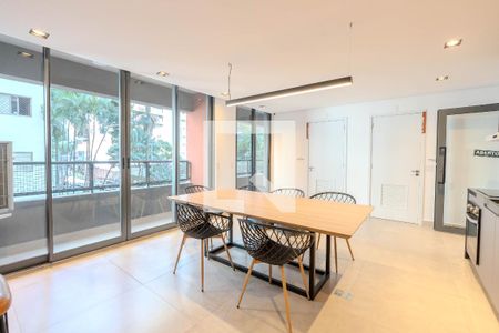 Apartamento para alugar com 24m², 1 quarto e sem vagaÁrea comum - Salão de festas