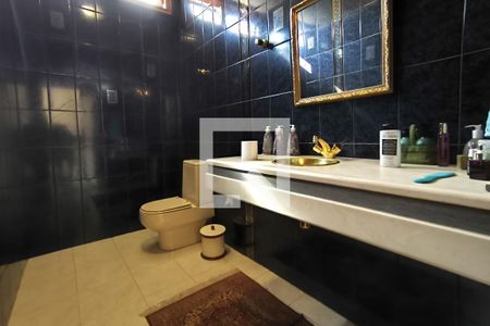 Casa de condomínio à venda com 1000m², 4 quartos e 4 vagasBanheiro 3