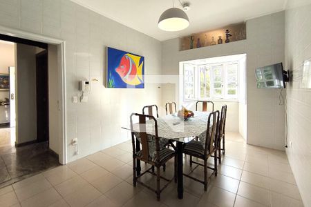 Casa de condomínio à venda com 1000m², 4 quartos e 4 vagasCopa