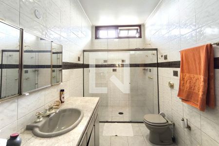 Casa de condomínio à venda com 1000m², 4 quartos e 4 vagasBanheiro do Quarto 4