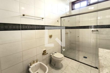 Casa de condomínio à venda com 1000m², 4 quartos e 4 vagasBanheiro do Quarto 3