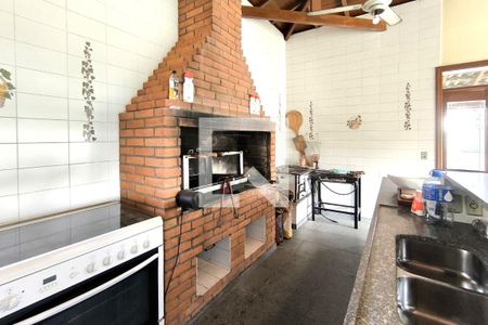 Casa de condomínio à venda com 1000m², 4 quartos e 4 vagasChurrasqueira