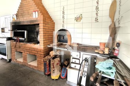 Casa de condomínio à venda com 1000m², 4 quartos e 4 vagasChurrasqueira