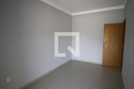 Casa para alugar com 240m², 4 quartos e 5 vagasSuíte 3