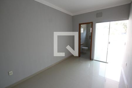 Casa para alugar com 240m², 4 quartos e 5 vagasSuíte 4