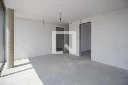 Casa à venda com 557m², 4 quartos e 3 vagas Casa à venda com 557m², 4 quartos e 3 vagasSuíte master