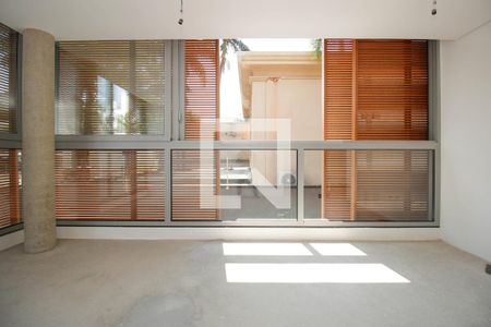 Casa à venda com 557m², 4 quartos e 3 vagas Casa à venda com 557m², 4 quartos e 3 vagasSuíte 1