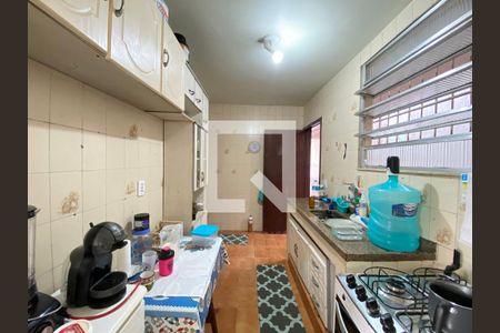 Casa à venda com 200m², 6 quartos e 3 vagasCozinha casa 2