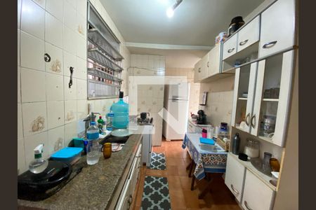 Casa à venda com 200m², 6 quartos e 3 vagasCozinha casa 2