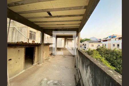 Casa à venda com 200m², 6 quartos e 3 vagasTerraço