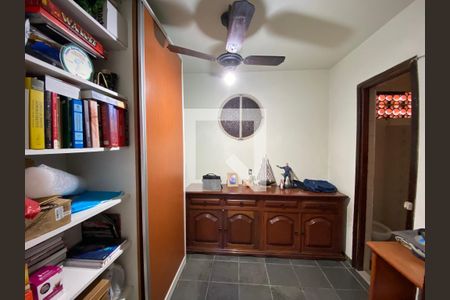 Casa à venda com 200m², 6 quartos e 3 vagasQuarto 4 casa 2