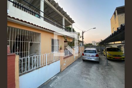 Casa à venda com 200m², 6 quartos e 3 vagasVila
