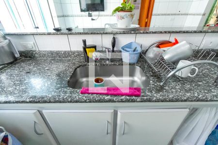 Casa à venda com 338m², 4 quartos e 4 vagasCozinha