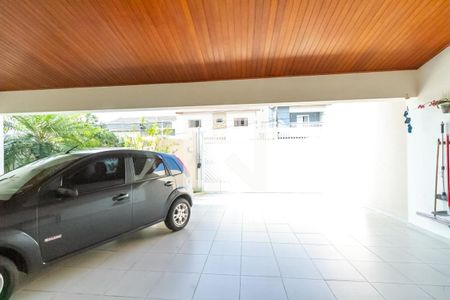 Casa à venda com 338m², 4 quartos e 4 vagasGaragem