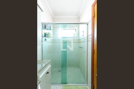 Casa à venda com 338m², 4 quartos e 4 vagasBanheiro da Suíte 2