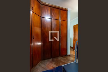 Casa à venda com 338m², 4 quartos e 4 vagasCloset da Suíte 1