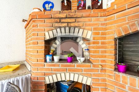 Casa à venda com 338m², 4 quartos e 4 vagasChurrasqueira