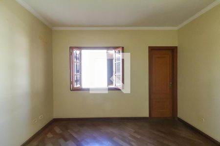 Casa à venda com 338m², 4 quartos e 4 vagasSuíte 4