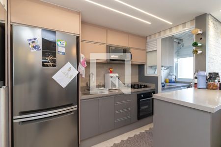 Cozinha de apartamento para alugar com 3 quartos, 58m² em Parada Inglesa, São Paulo