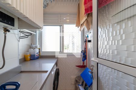 Apartamento à venda com 58m², 3 quartos e 1 vagaÁrea de Serviço