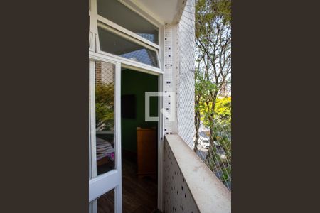 Apartamento à venda com 238m², 4 quartos e 1 vagaVaranda