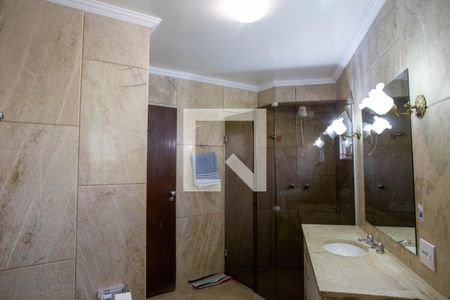 Apartamento à venda com 238m², 4 quartos e 1 vagaBanheiro