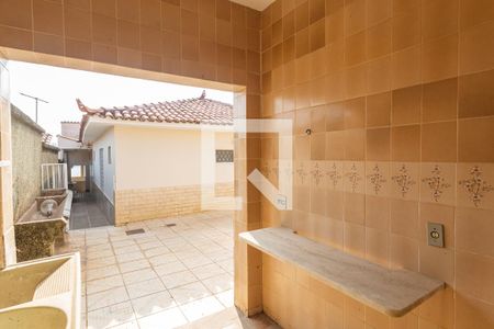 Casa à venda com 299m², 5 quartos e 4 vagas Casa à venda com 299m², 5 quartos e 4 vagasÁrea de Serviço