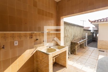 Casa à venda com 299m², 5 quartos e 4 vagas Casa à venda com 299m², 5 quartos e 4 vagasÁrea de Serviço