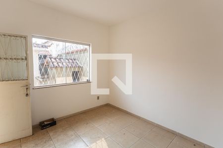 Casa à venda com 299m², 5 quartos e 4 vagas Casa à venda com 299m², 5 quartos e 4 vagasSuíte 3 na Casa dos Fundos