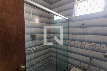 Casa à venda com 299m², 5 quartos e 4 vagas Casa à venda com 299m², 5 quartos e 4 vagasBanheiro Social