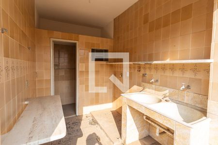 Casa à venda com 299m², 5 quartos e 4 vagas Casa à venda com 299m², 5 quartos e 4 vagasÁrea de Serviço