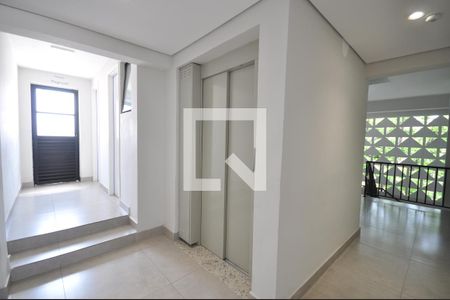 Apartamento para alugar com 40m², 1 quarto e 1 vagaElevador