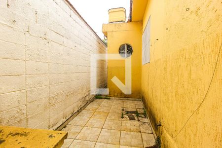 Casa à venda com 250m², 3 quartos e 4 vagas Casa à venda com 250m², 3 quartos e 4 vagasQuintal