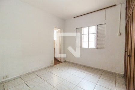 Casa à venda com 250m², 3 quartos e 4 vagas Casa à venda com 250m², 3 quartos e 4 vagasSuíte 2