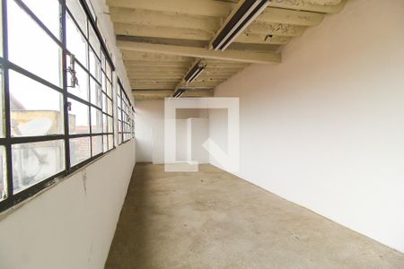 Casa à venda com 250m², 3 quartos e 4 vagas Casa à venda com 250m², 3 quartos e 4 vagasSalão