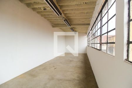 Casa à venda com 250m², 3 quartos e 4 vagas Casa à venda com 250m², 3 quartos e 4 vagasSalão