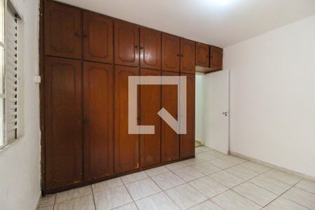 Casa à venda com 250m², 3 quartos e 4 vagas Casa à venda com 250m², 3 quartos e 4 vagasSuíte 2