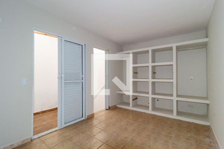 Casa à venda com 60m², 3 quartos e 1 vaga Casa à venda com 60m², 3 quartos e 1 vagaEdícula - Quarto 2