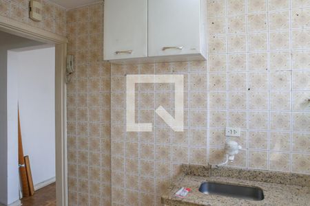 Cozinha e Área de Serviço de apartamento para alugar com 1 quarto, 45m² em Lapa, São Paulo
