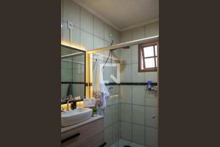 Casa à venda com 157m², 3 quartos e 4 vagas Casa à venda com 157m², 3 quartos e 4 vagasBanheiro