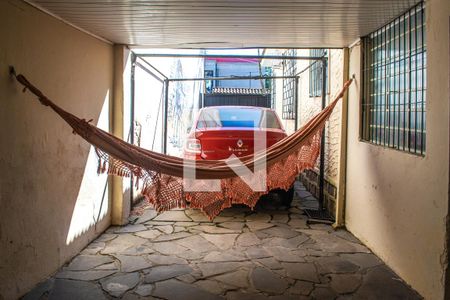 Casa à venda com 157m², 3 quartos e 4 vagas Casa à venda com 157m², 3 quartos e 4 vagasGaragem