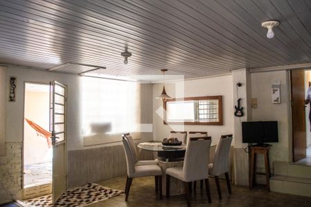 Casa à venda com 157m², 3 quartos e 4 vagas Casa à venda com 157m², 3 quartos e 4 vagasÁrea comum