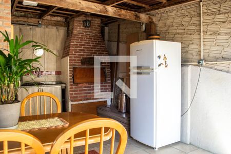 Casa à venda com 157m², 3 quartos e 4 vagas Casa à venda com 157m², 3 quartos e 4 vagasEspaço gourmet