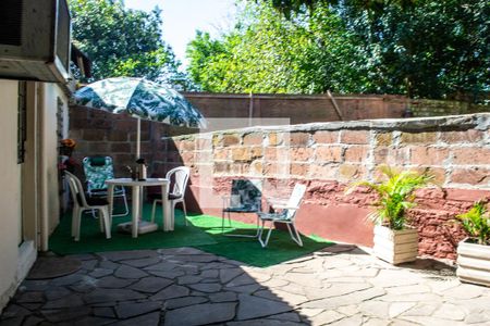 Casa à venda com 157m², 3 quartos e 4 vagas Casa à venda com 157m², 3 quartos e 4 vagasQuintal