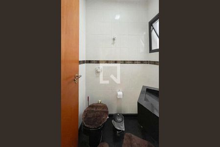 Casa à venda com 228m², 3 quartos e 5 vagasLavabo 